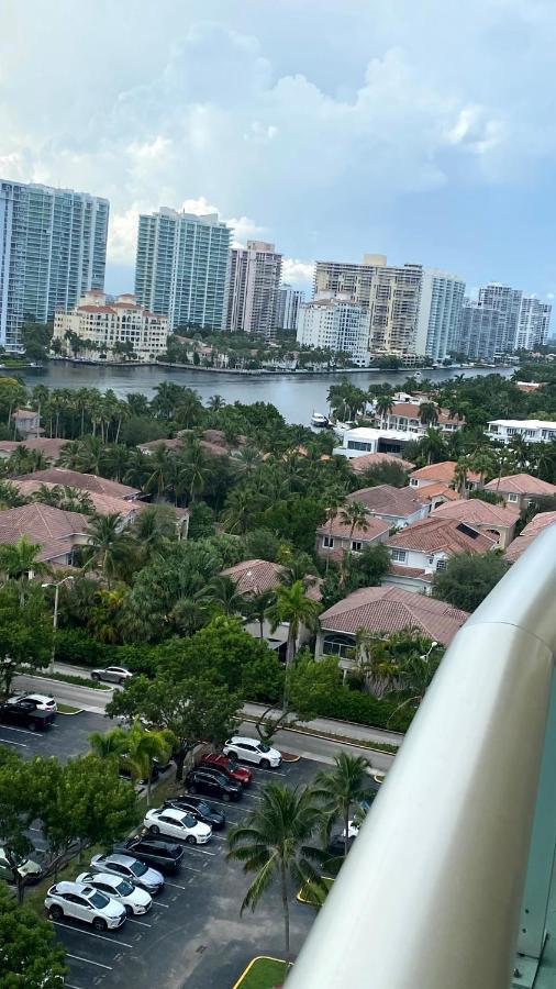 Miami Beach Collins Ave Apartments Free Parking Sunny Isles Beach Eksteriør billede
