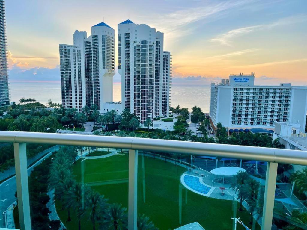 Miami Beach Collins Ave Apartments Free Parking Sunny Isles Beach Eksteriør billede